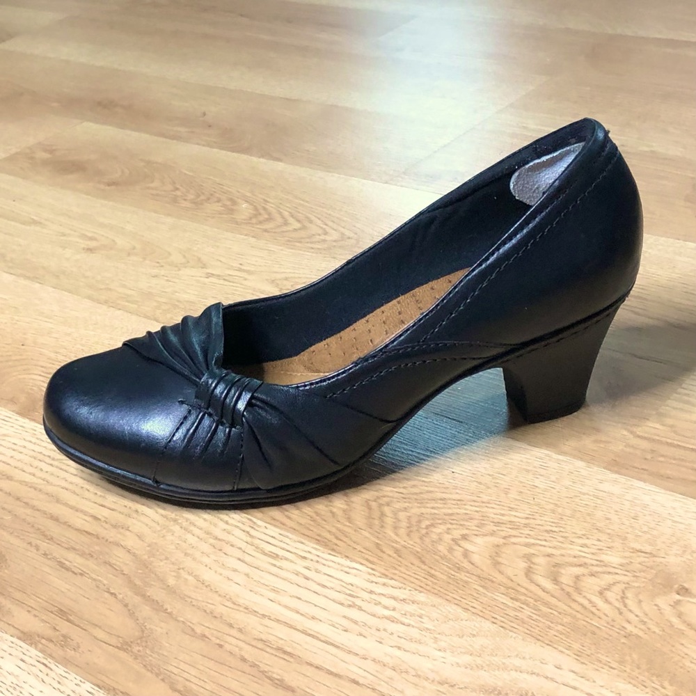Cobb Hill black leather upper women’s shoes SZ:10 WIDE